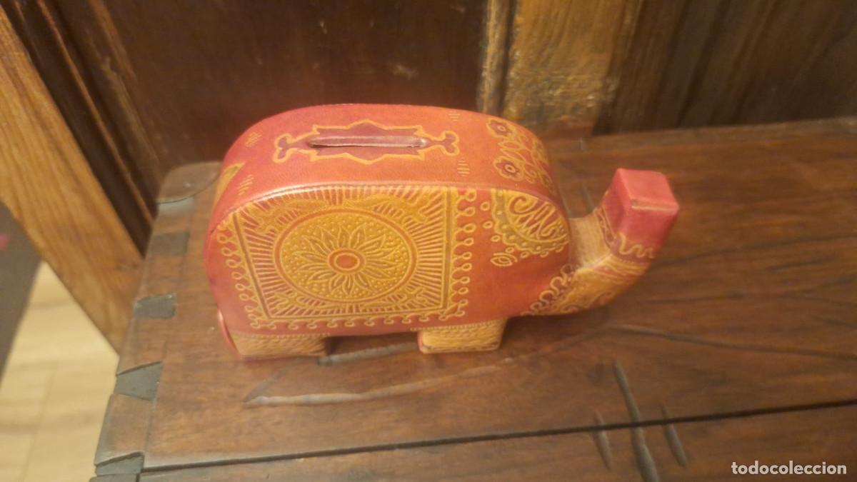 Coleccionismo: Hucha de Cuero Elefante - Foto 3