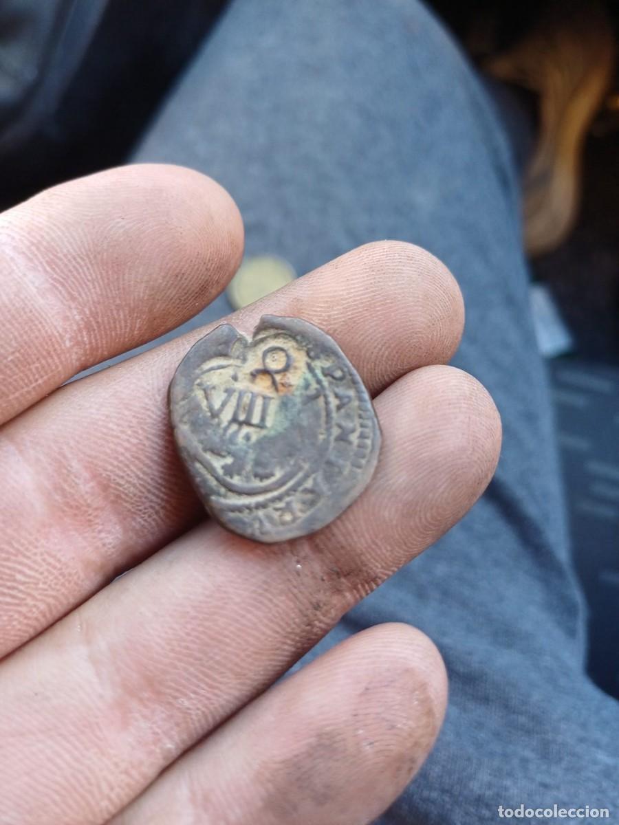Coleccionismo: monedas antiguas en conjunto - Foto 11