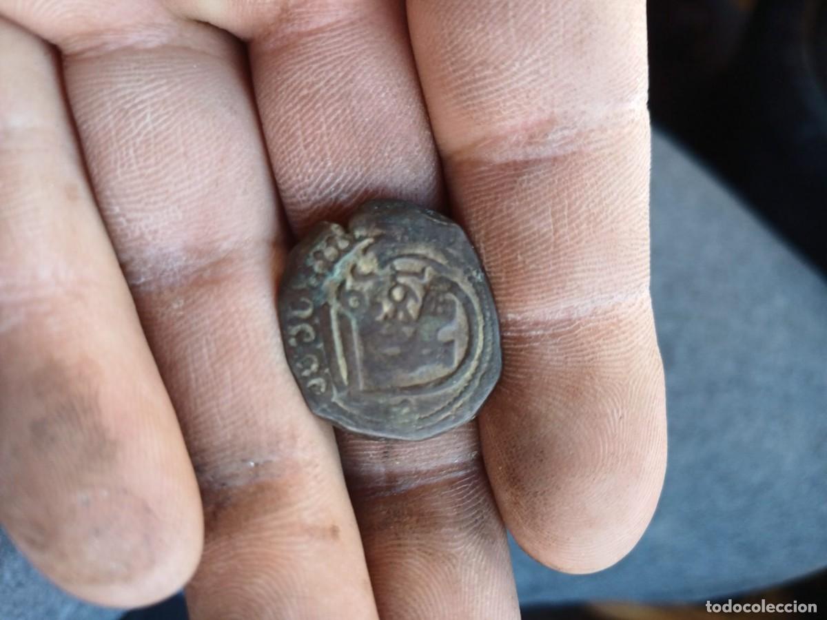 Coleccionismo: monedas antiguas en conjunto - Foto 12