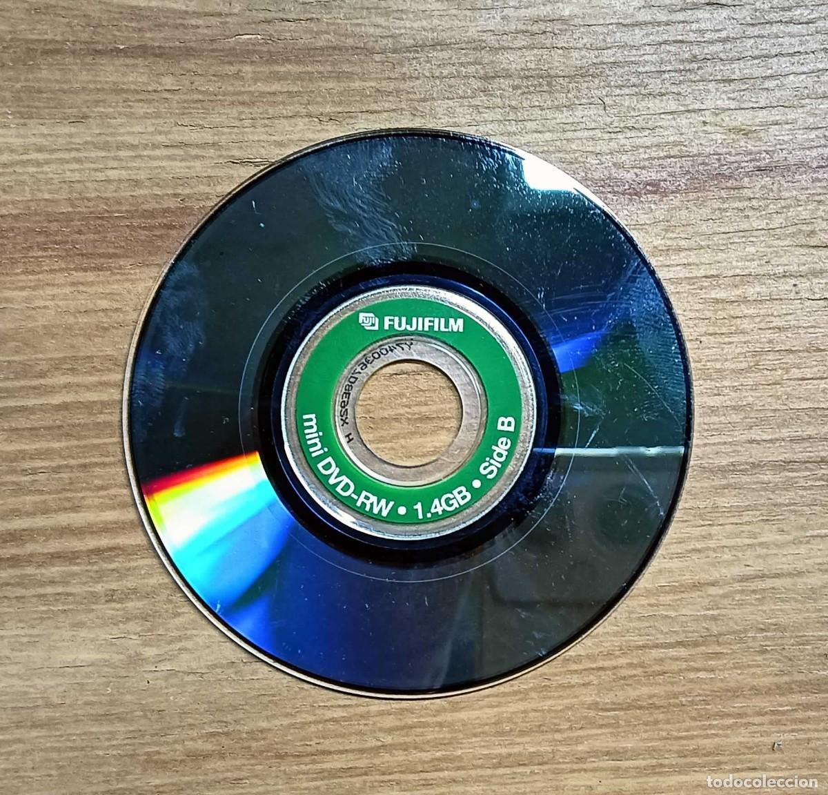 Coleccionismo: MINI DVD-RW FUJIFILM DOBLE CARA REGRABABLE - 8 CM - 1,4 GB POR CARA - 2,8 GB - NUEVO - A&Ntilde;OS 2000