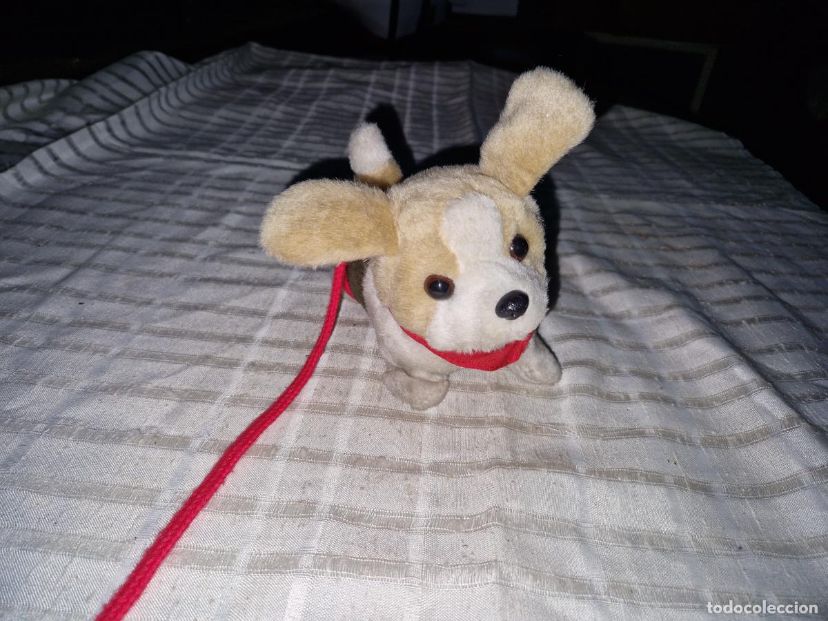Coleccionismo: BONITO PERRITO DE PELUCHE JUGUETON.