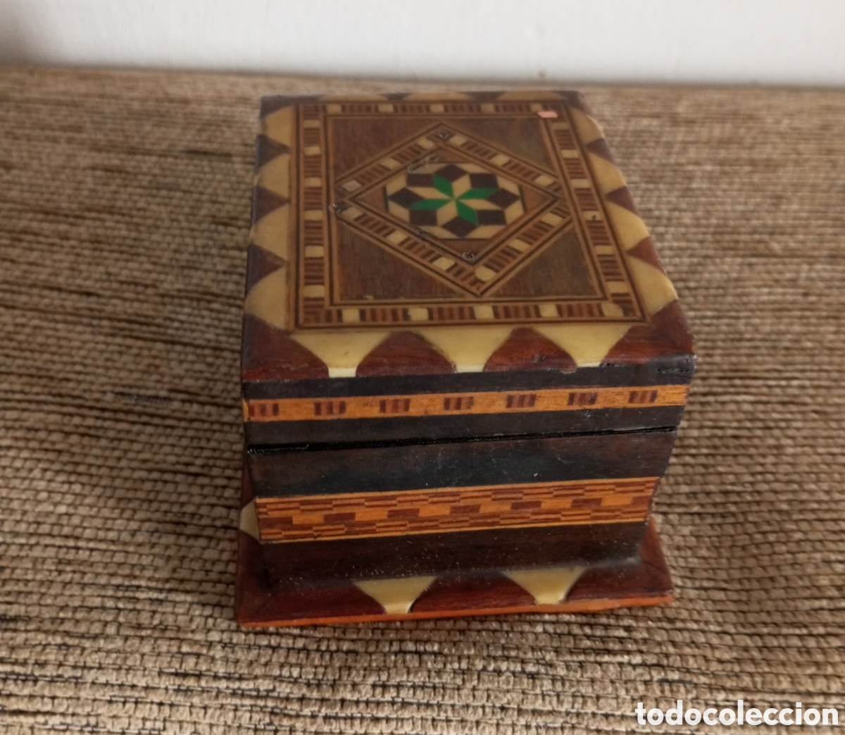 Coleccionismo: Caja de taracea granadina mide 8x6x5 cms - Foto 5