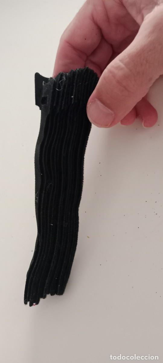 Coleccionismo: VELCRO PARA SUJETAR LA DE FOTO C-VA3