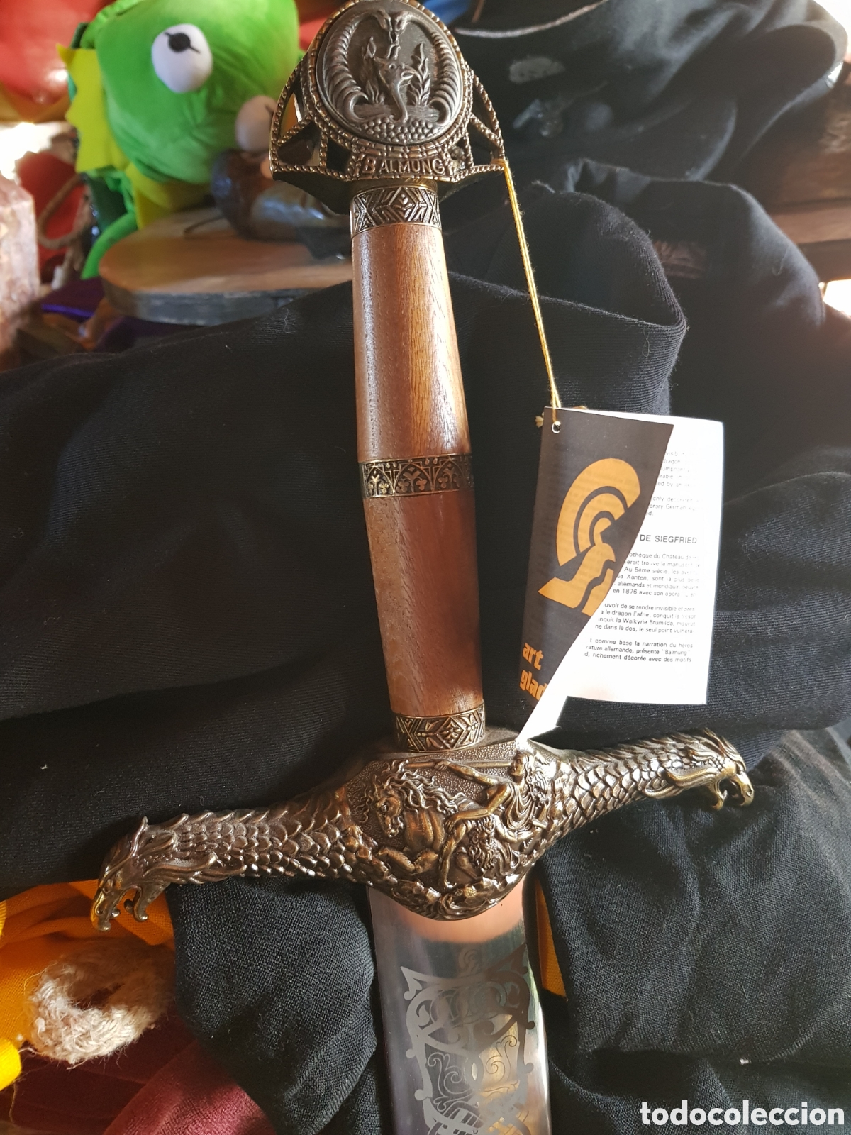 Coleccionismo: ESPECTACULAR ESPADA GRADIUS DE SIGFRIDO ACERO 4 40 BRONCE MADERA Y LATON