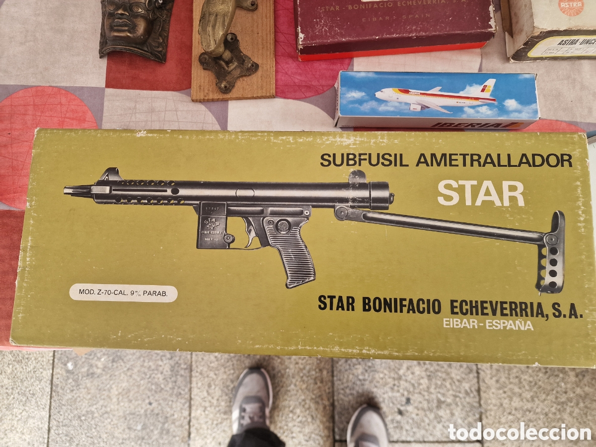 Coleccionismo: Antigua caja del subfusil ametrallador Z-70 Star