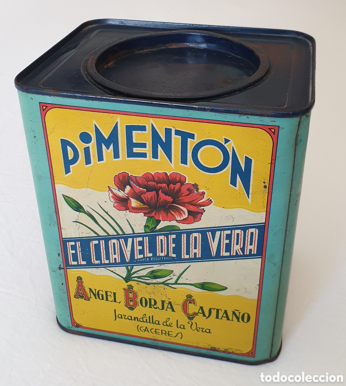Coleccionismo: ANTIGUA LATA PIMENT&Oacute;N EL CLAVEL DE LA VERA (19 CM) CON TAPA