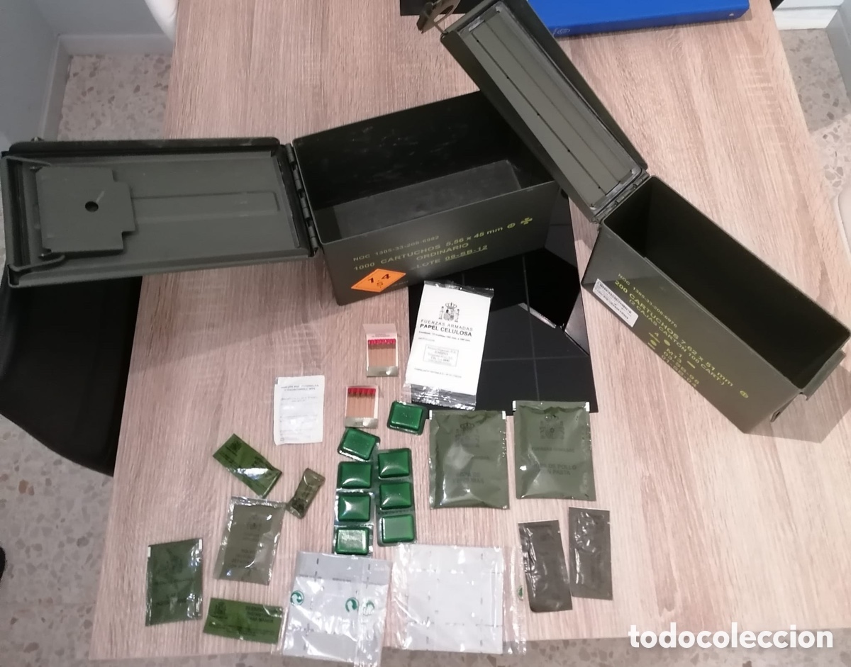 Coleccionismo: Lote Cajas de MUNICI&Oacute;N Militares + Accesorios Raci&oacute;n de Combate Fuerzas Armadas⁠