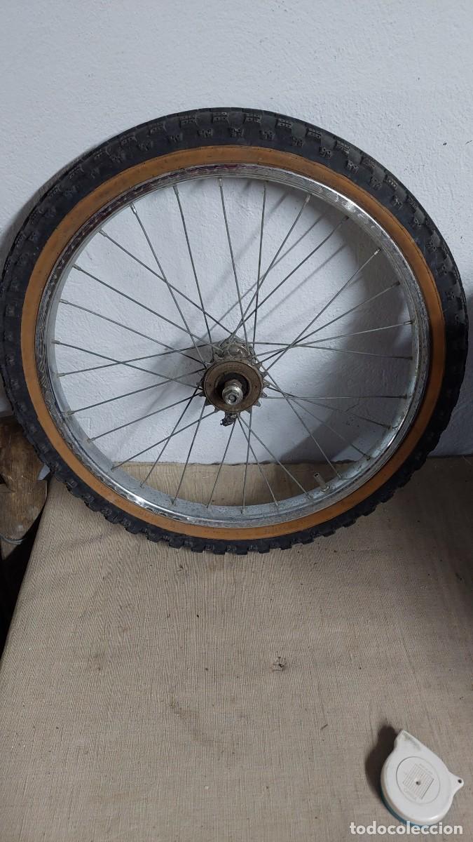 Coleccionismo: Rueda de bicicleta Michelin Torrot?