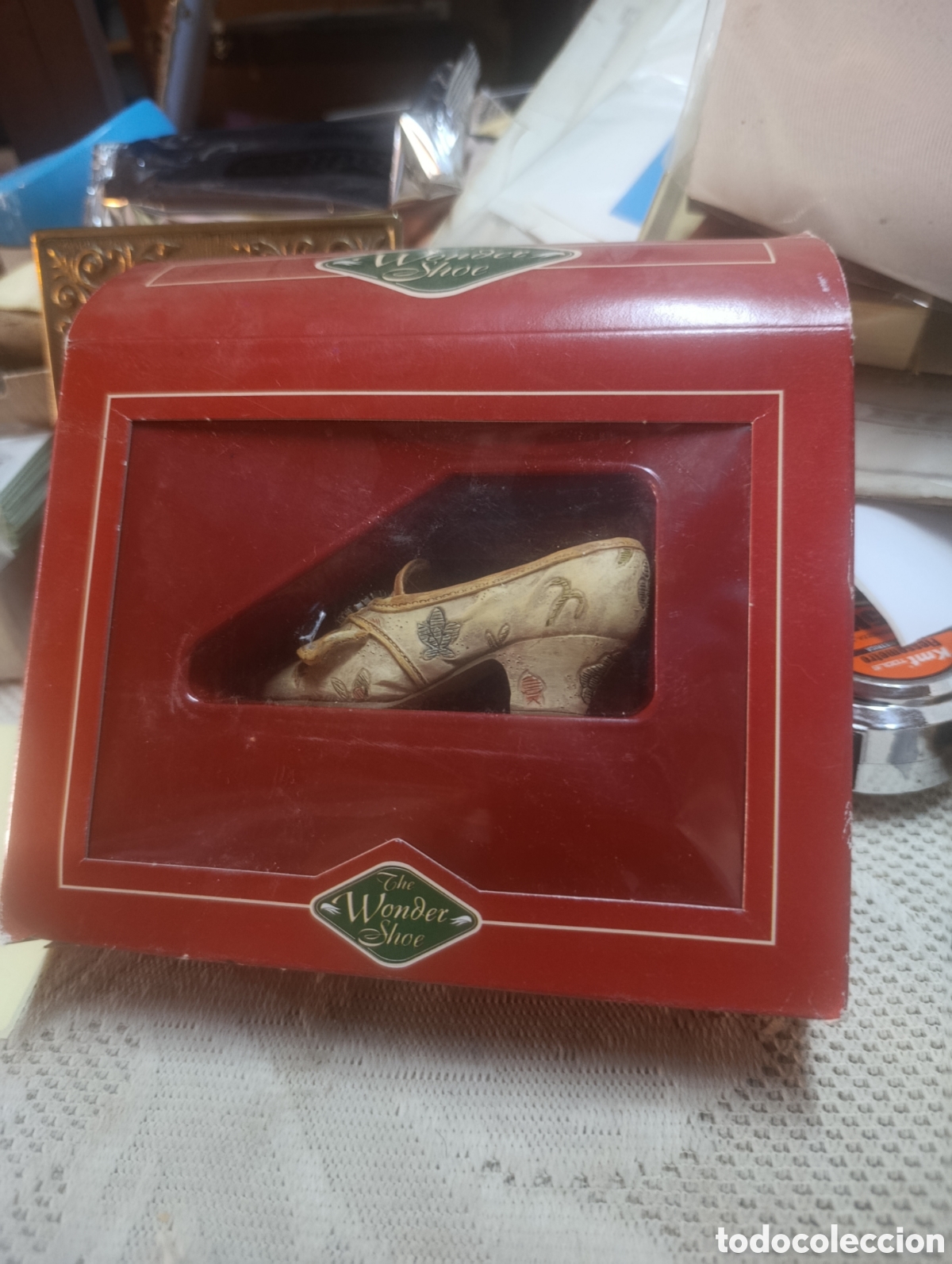 Coleccionismo: Zapato miniatura The wonderShoe