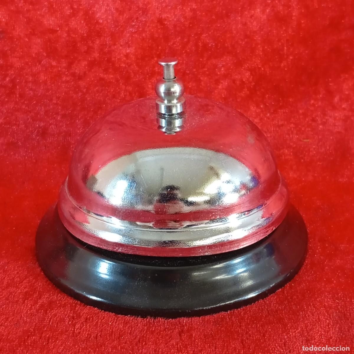 Coleccionismo: TIMBRE DE MESA - METAL CROMADO CON BASE NEGRA - 8,5 CM DE DIAMETRO