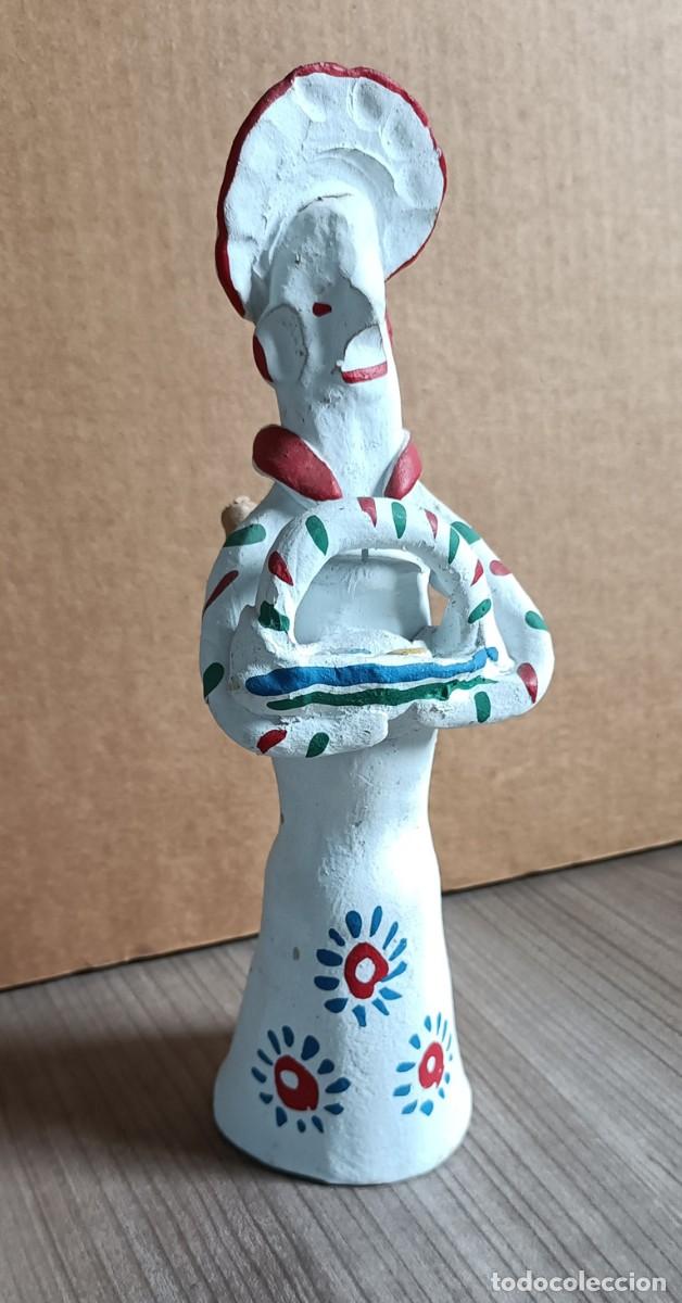 Coleccionismo: figura con silbato, pito, siurell - tipica de Mallorca - barro cocido