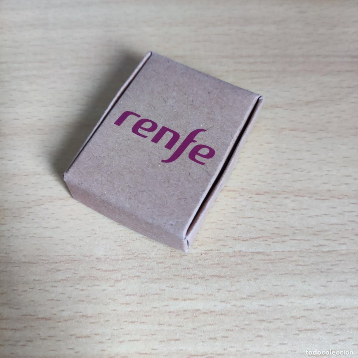 Collecting: AURICULARES RENFE - TREN FERROCARRIL