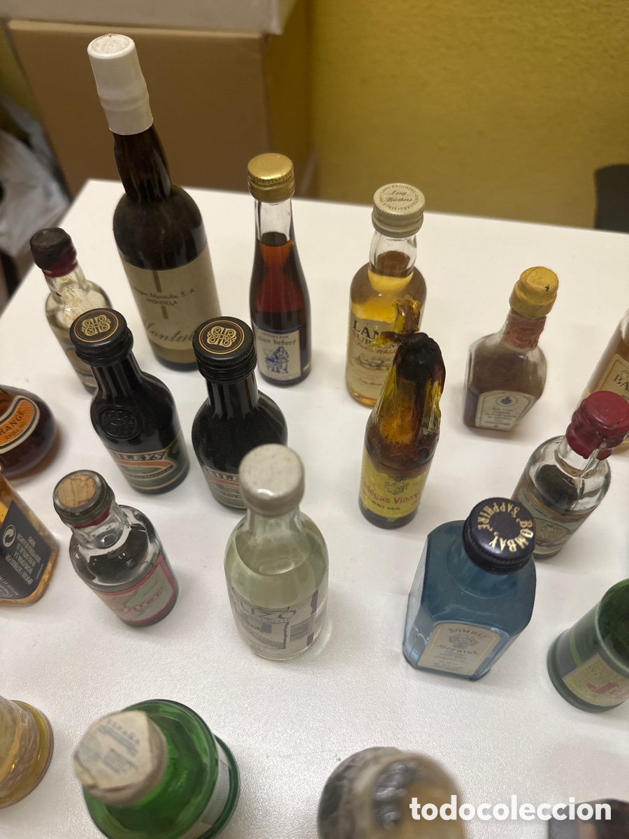 Coleccionismo: Lote 28 Botellitas Antiguas - Foto 4