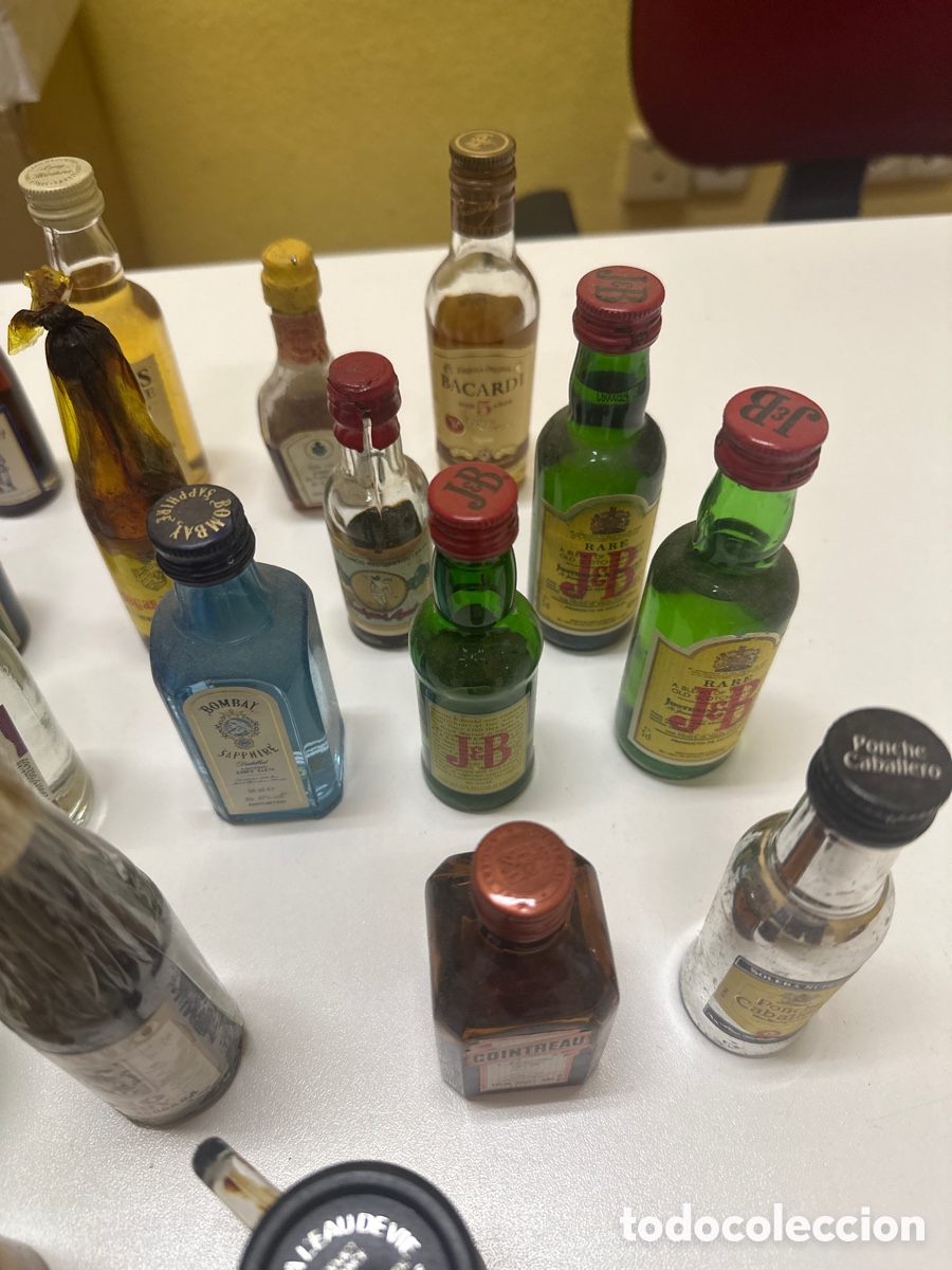 Coleccionismo: Lote 28 Botellitas Antiguas - Foto 5