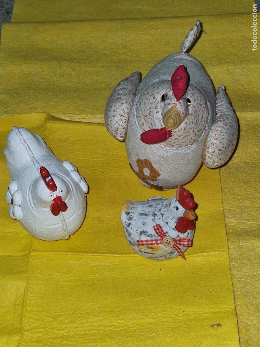 Coleccionismo: BONITO LOTE DE GALLINAS DECORATIVAS.