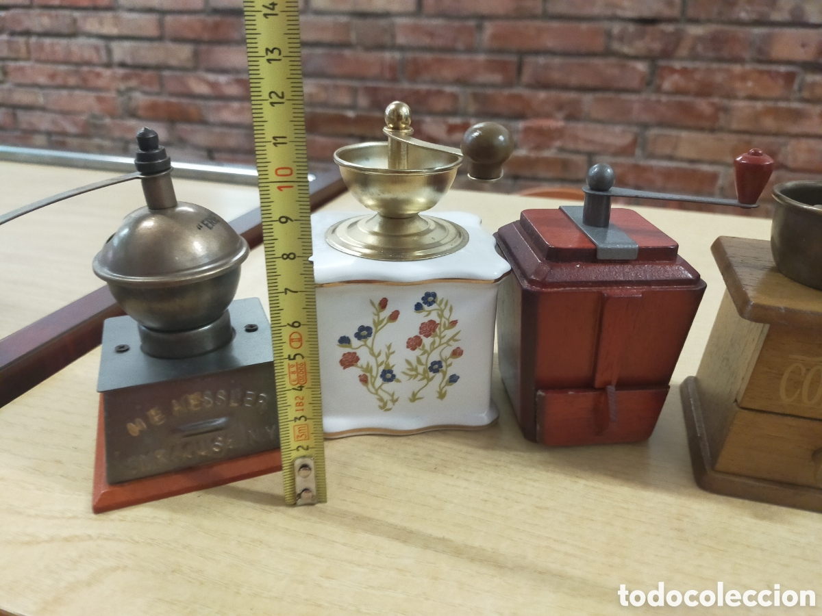 Coleccionismo: 8 peque&ntilde;os molinillos de caf&eacute;, decoraci&oacute;n - Foto 8