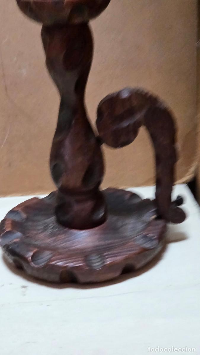 Coleccionismo: portavela de madera vintage - Foto 2
