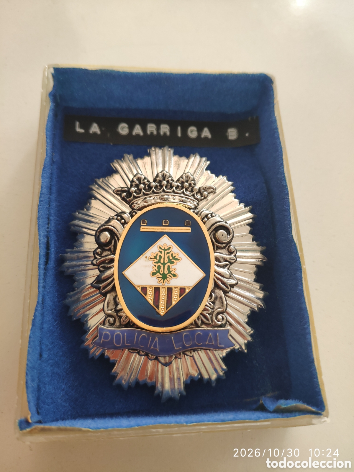 Coleccionismo: Placa de pecho Polic&iacute;a local insignia la Garriga