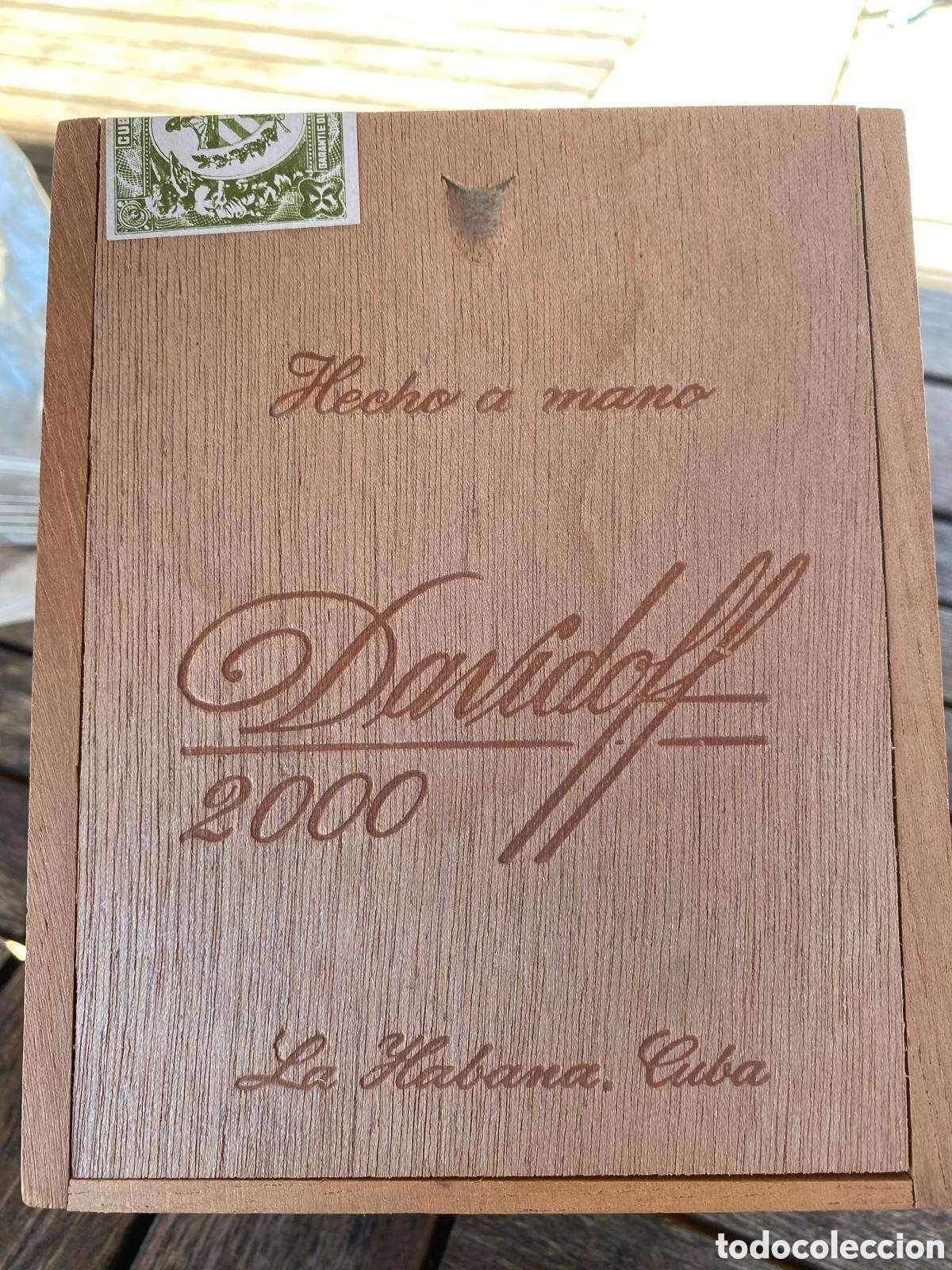 Collecting: Caja de 25 puros Davidoff 2000