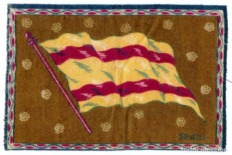 Coleccionismo: ANTIGUO TAPETE FIELTRO BANDERA MAR&Iacute;TIMA ESPA&Ntilde;A