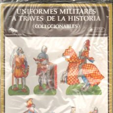 Coleccionismo Recortables: UNIFORMES MILITARES A TRAVES DE LA HISTORIA SERIE A - 2 AUTENTICAS REPRODUCCIONES. Lote 402391219