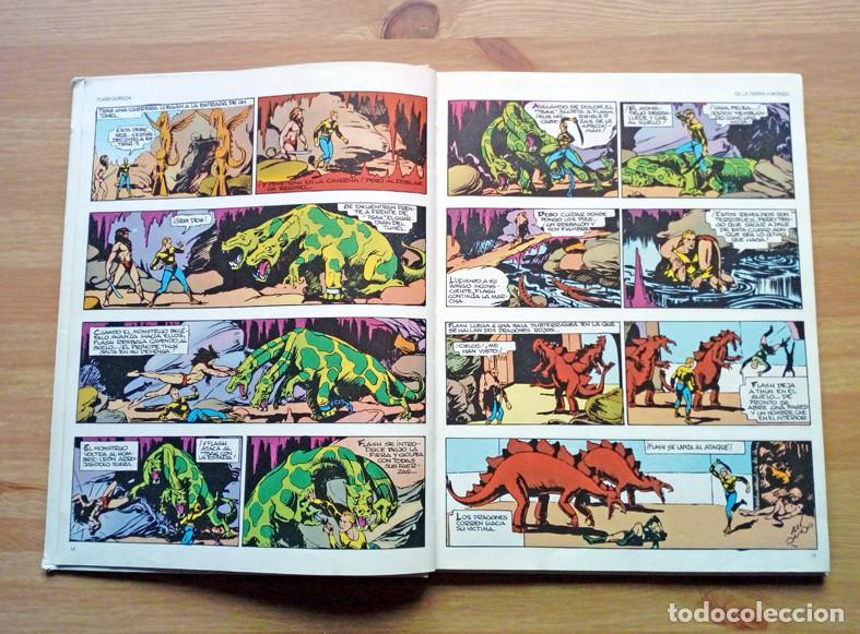 C&oacute;mics: FLASH GORDON. HEROES DE PAPEL. DE LA TIERRA A MONGO. 1984 - Foto 2