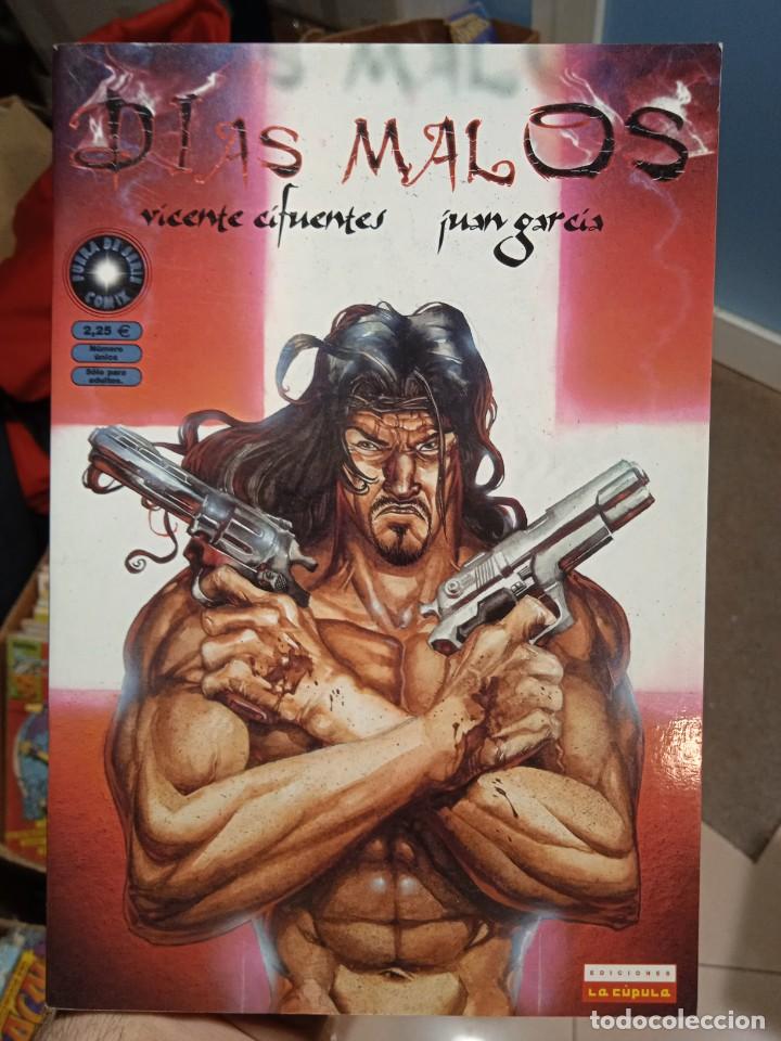 C&oacute;mics: D&iacute;as malos EDICIONES LA CUPULA - Foto 1