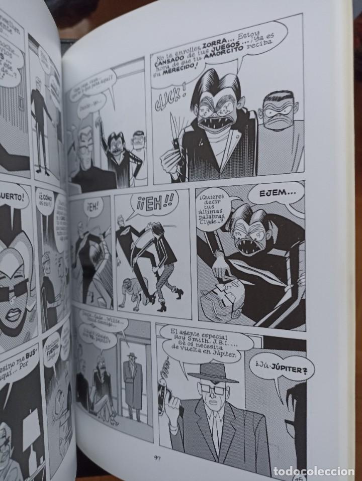 C&oacute;mics: Lloyd Llewellyn. Tomos 1 y 2. Daniel Clowes. - Foto 7