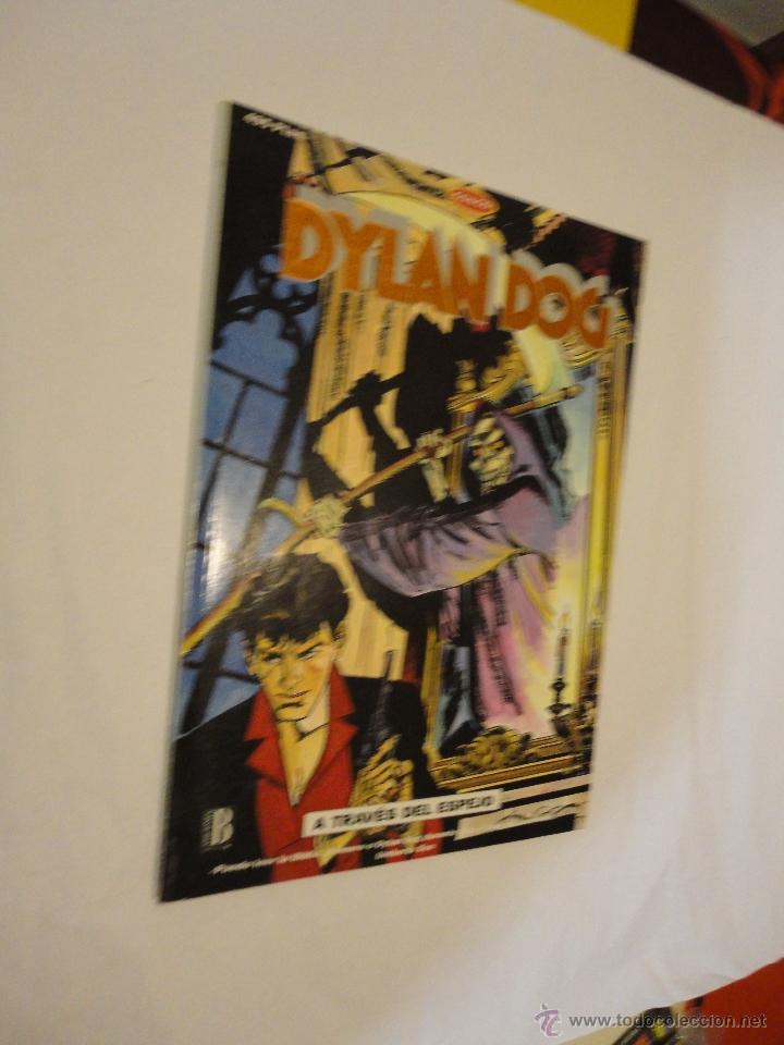 C&oacute;mics: DYLAN DOG 3 - A TRAVES DEL ESPEJO 1994 EDICIONES B - Foto 1