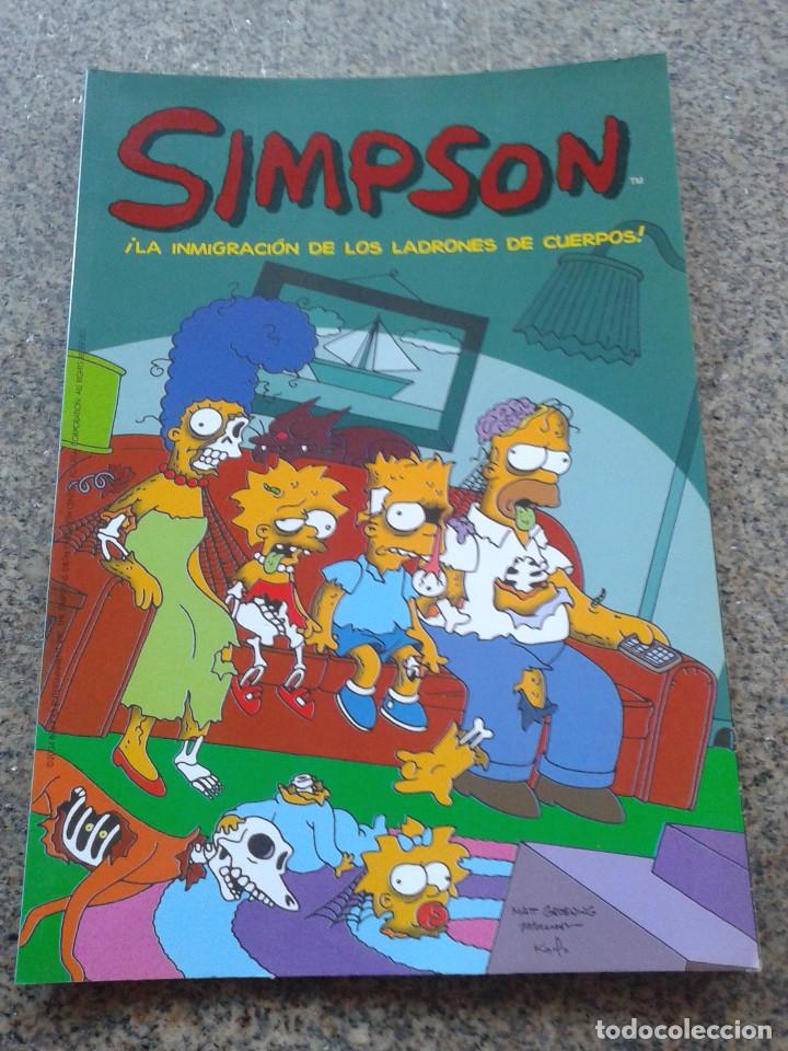 C&oacute;mics: SIMPSON -- LA INMIGRACION DE LOS LADRONES DE CUERPOS -- EDICIONES B - 2004 -- - Foto 1