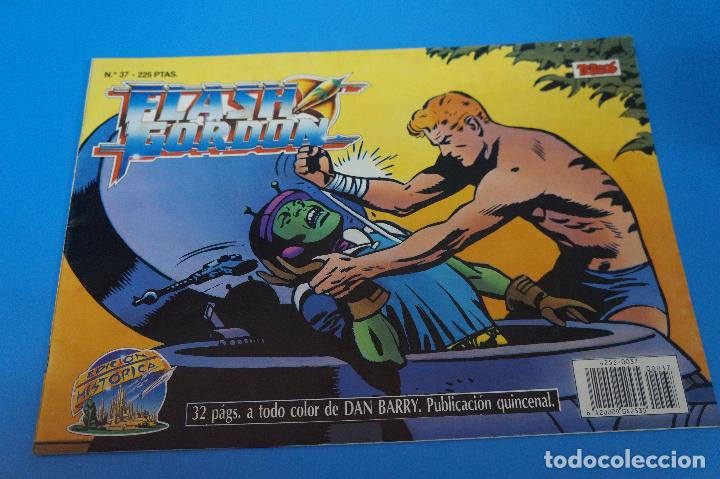 C&oacute;mics: C&Oacute;MIC DE FLASH GORDON A&Ntilde;O 1988 N&ordm; 37 EDICI&Oacute;N HIST&Oacute;RICA DE EDICIONES B S.A - Foto 1