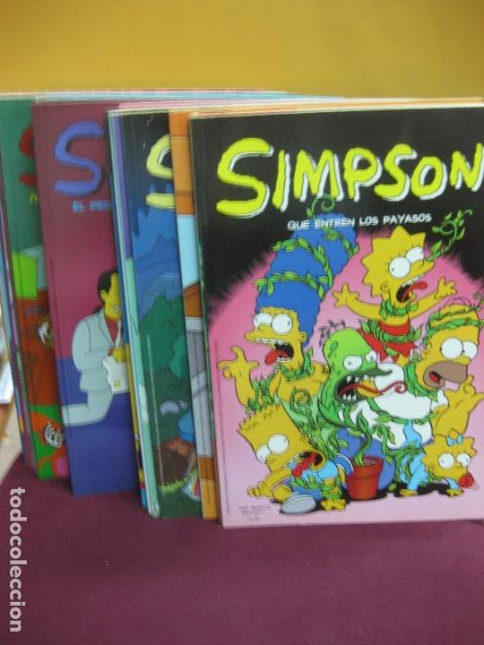 C&oacute;mics: SIMPSON. 25 EJEMPLARES COMICS BONGO. EDICIONES B 2004. - Foto 1