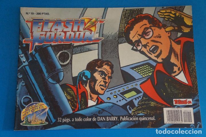 C&oacute;mics: C&Oacute;MIC DE FLASH GORDON A&Ntilde;O 1988 N&ordm; 19 EDICI&Oacute;N HIST&Oacute;RICA DE EDICIONES B S.A - Foto 1