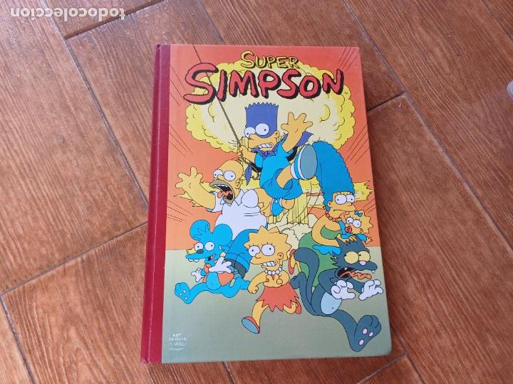 C&oacute;mics: SUPER SIMPSON N&ordm; 1 EDICIONES B TAPA DURA - Foto 1