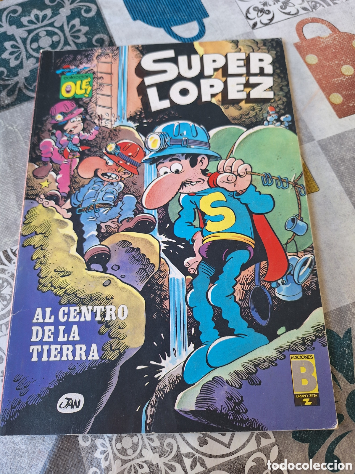 C&oacute;mics: Super L&oacute;pez al centro de la tierra Ol&eacute; Ediciones B - Foto 1