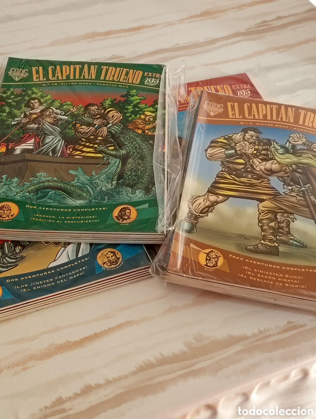 Comics: 24 EJEMPLARES EL CAPIT&Aacute;N TRUENO EXTRA FANS