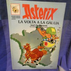 Cómics: ARKANSAS1980 COMIC FRANCOBELGA ASTERIX CATALAN E INGLES ASTERIX LA VOLTA A LA GAL.LIA. Lote 400887259