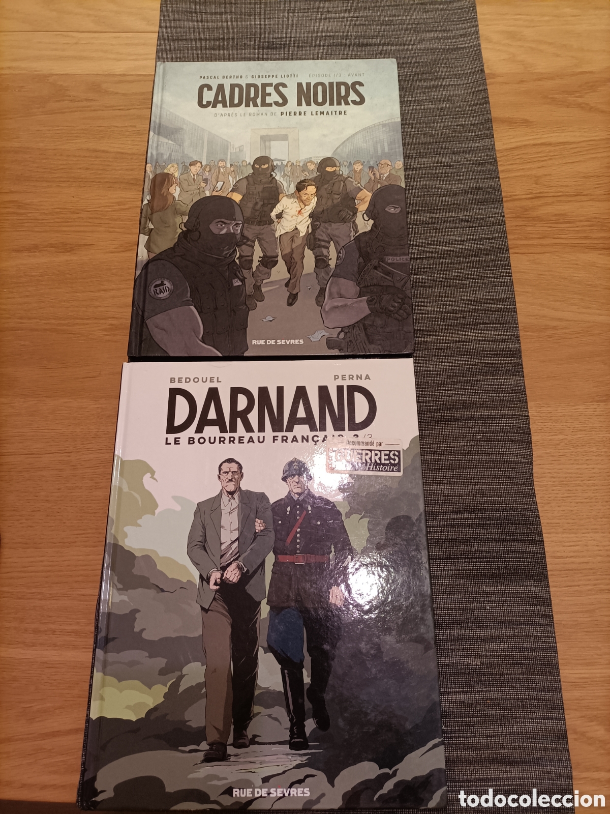 C&oacute;mics: 2 Comics en Franc&eacute;s Tapa dura - Foto 1
