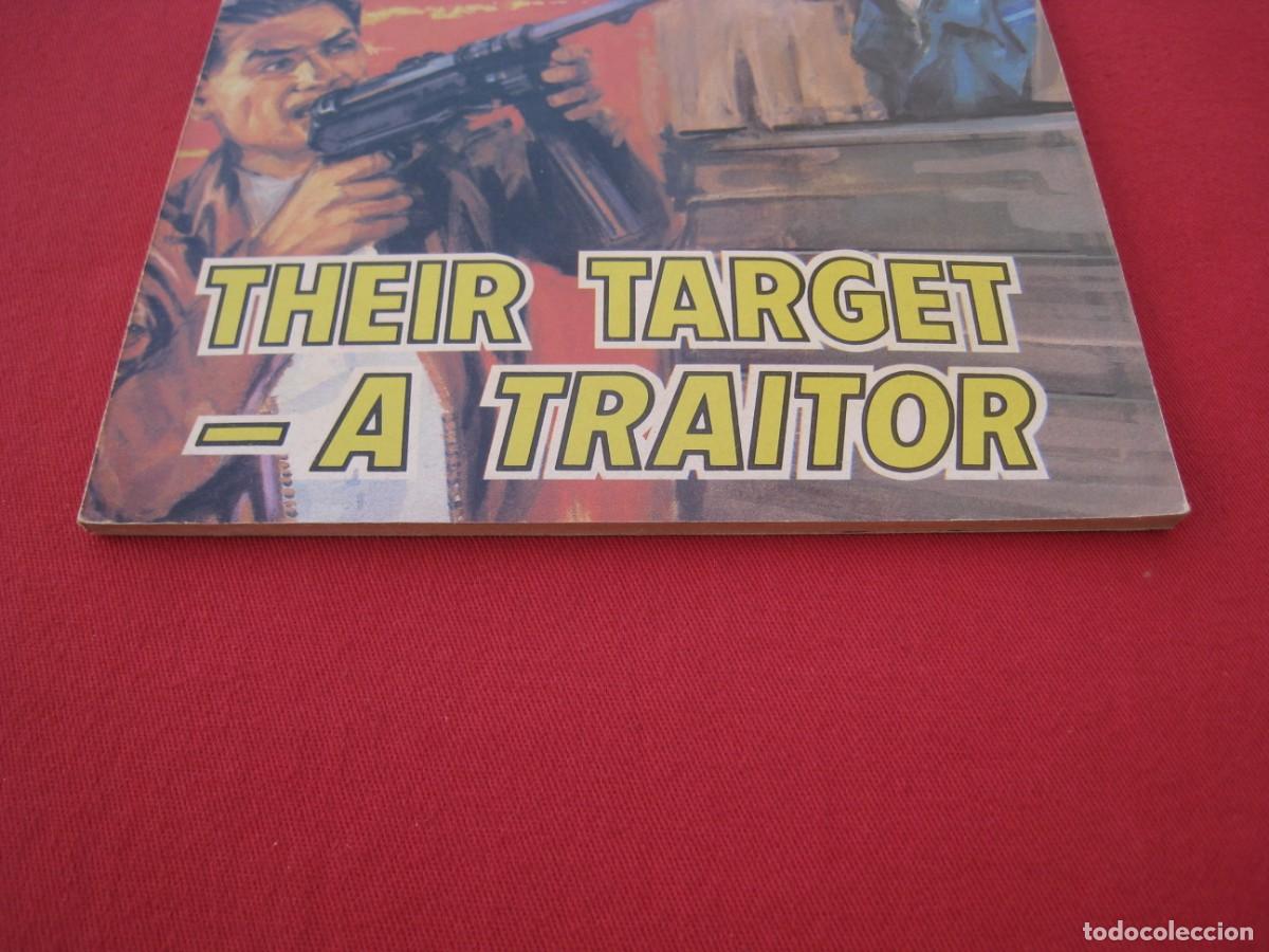 C&oacute;mics: COMMANDO - N&ordm; 1721 - THEIR TARGET A TRAITOR - D.C. THOMSON & CO, LTD 1983 - EN INGLES. - Foto 2