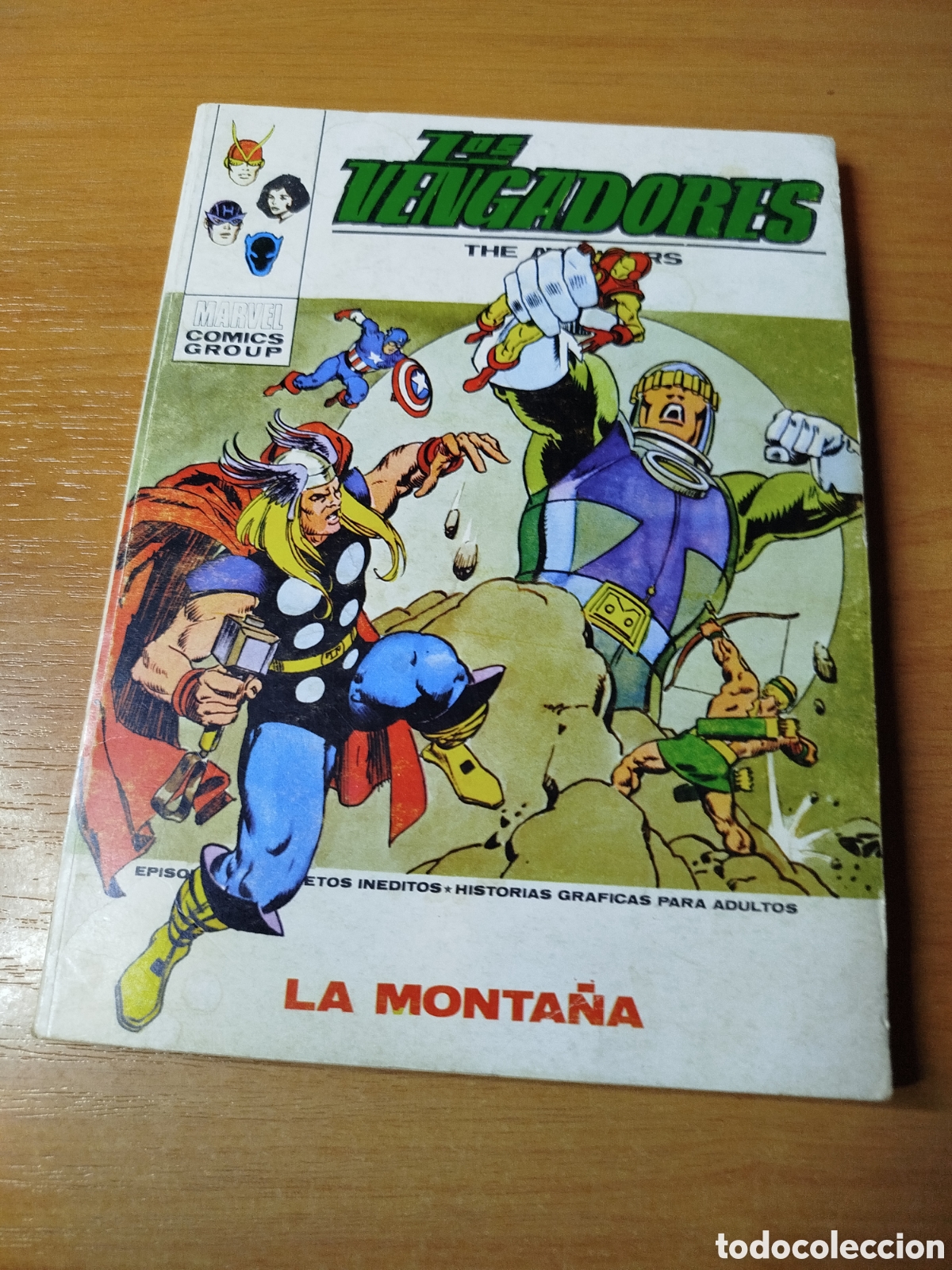 C&oacute;mics: La monta&ntilde;a Los Vengadores. Marvel comics group. - Foto 1