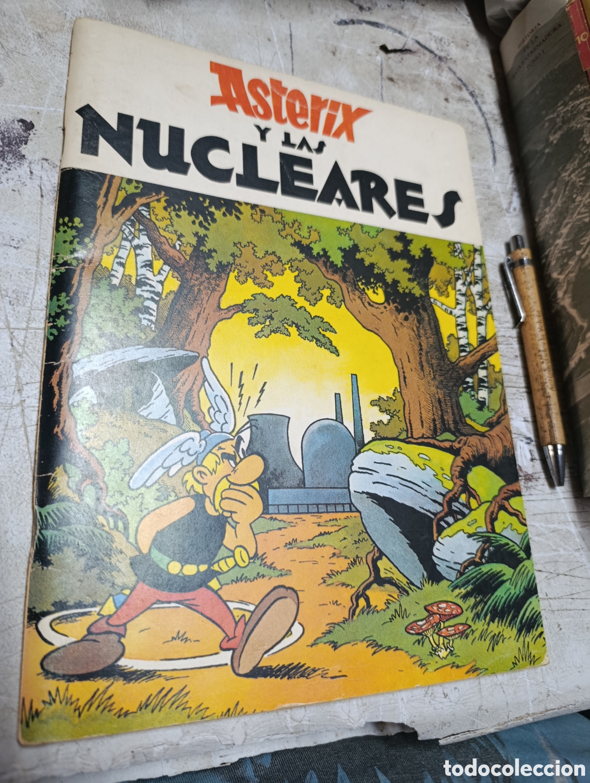 Comics: comic Asterix y las nucleares.