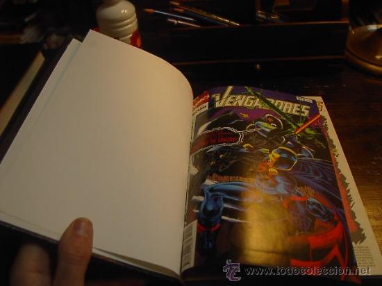 C&oacute;mics: Forum Comics, encuadernado, Vengadores, - Foto 1