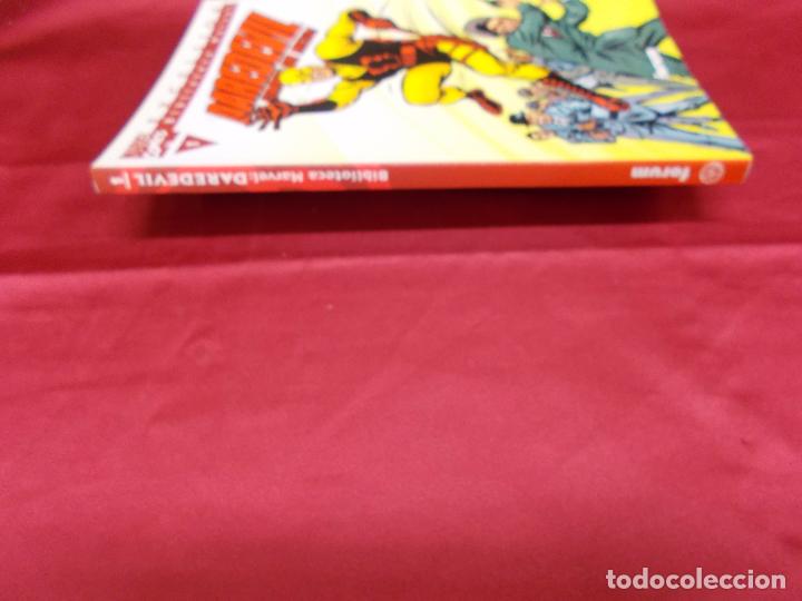 C&oacute;mics: DAREDEVIL. N&ordm; 1. BIBLIOTECA MARVEL. FORUM . - Foto 3