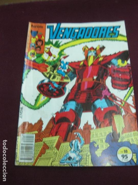 C&oacute;mics: VENGADORES  N&ordm; 18. COMICS FORUM, 1983 - Foto 1