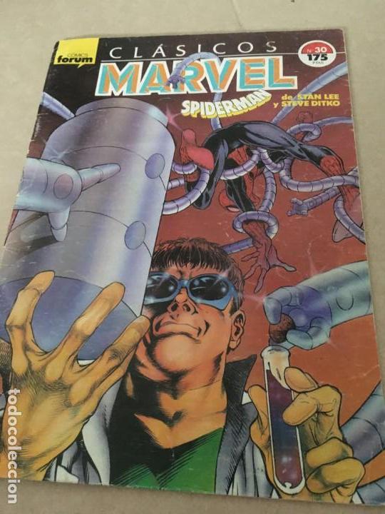 C&oacute;mics: Cl&aacute;sicos Marvel n&uacute;mero 30. Spiderman de Stan Lee y Steve Ditko. - Foto 1