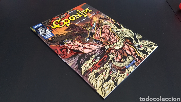 Comics : DE KIOSCO EPONIM LA TIERRA SIN HEROES TOMO NOVELA GRAFICA FORUM