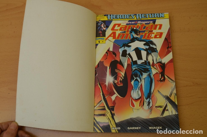 C&oacute;mics: Capit&aacute;n Am&eacute;rica (vol 4) 1-5 - Foto 6