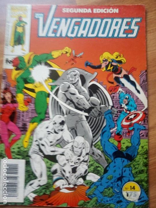 C&oacute;mics: Lote Vengadores Forum - Foto 6