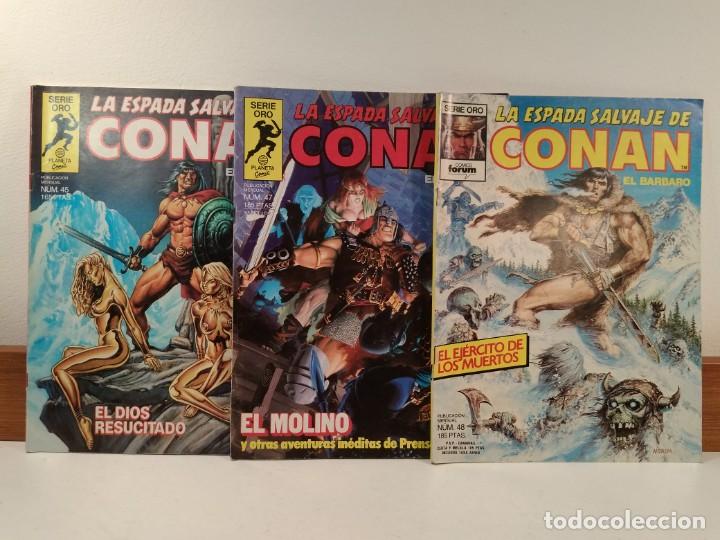 C&oacute;mics: LA ESPADA SALVAJE DE CONAN EL BARBARO. COMICS FORUM. COMPRENDE LOS N&Uacute;MEROS 45-47-48. - Foto 1