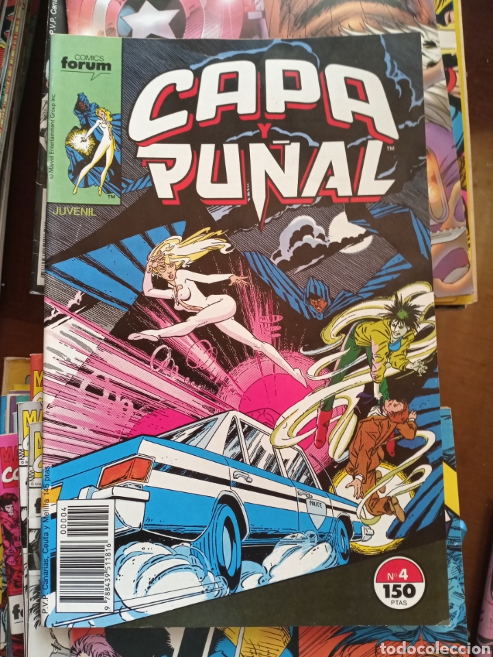 C&oacute;mics: Capa y Pu&ntilde;al 4 (R1) - Foto 1